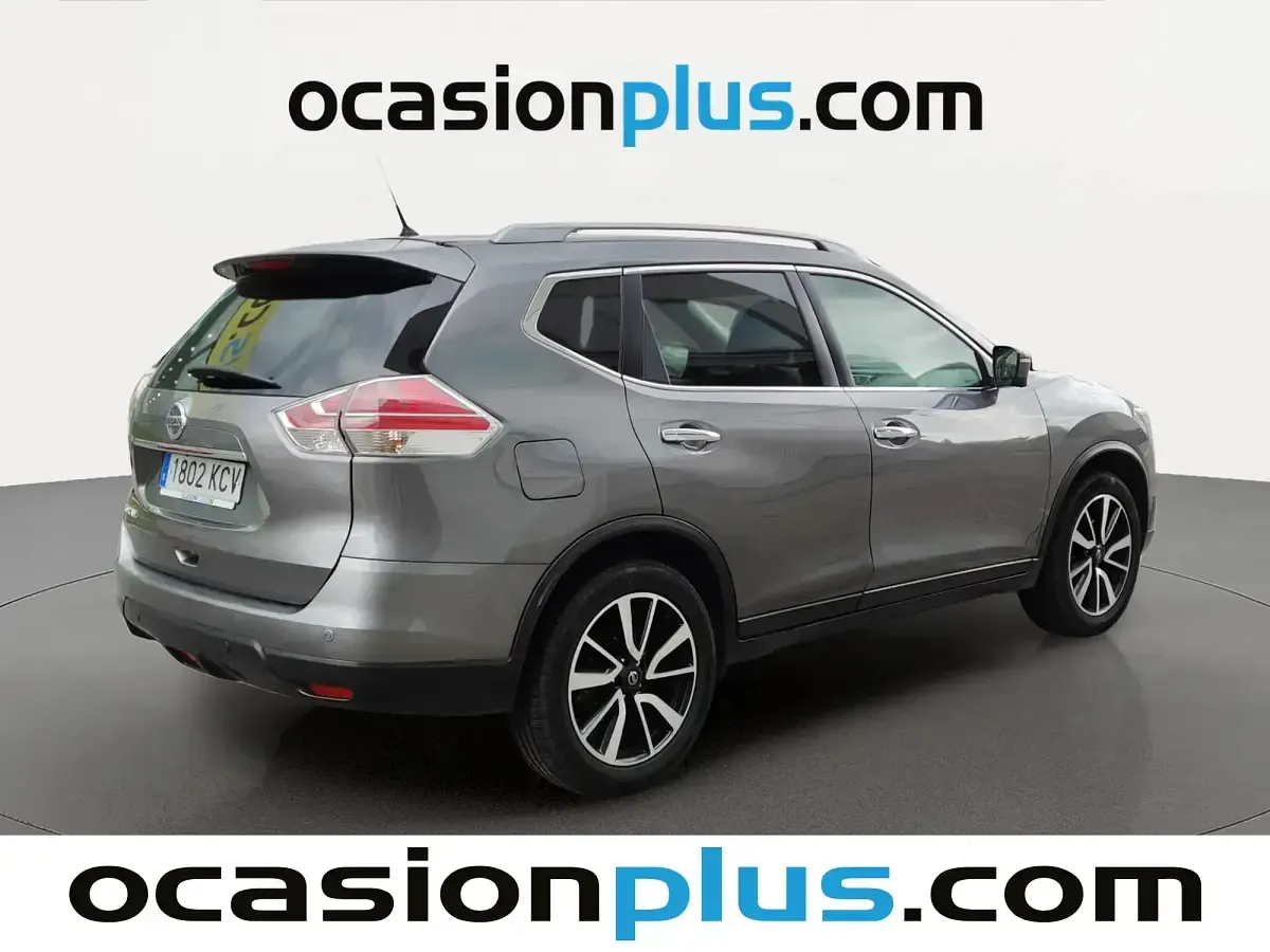 Usado Nissan X-Trail Tekna 130 CV (95 kW) 2017 Gris SUV