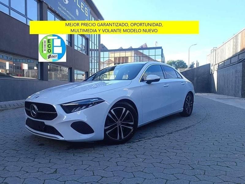 Blanco Usado 2024 Mercedes A180 Advanced Berlina | 29.995 € (Precio justo) - Imagen 1/4