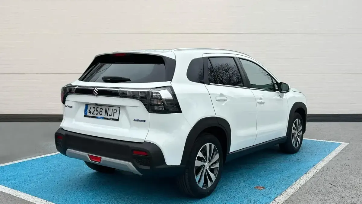 Usado Suzuki SX4 S-Cross 129 CV (94 kW) 2025 Blanco SUV