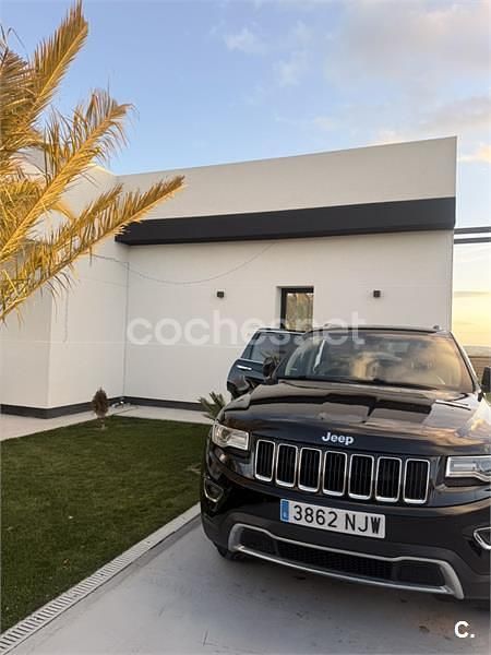 Usado Jeep Grand Cherokee Limited 250 CV (183 kW) 2014 Negro SUV