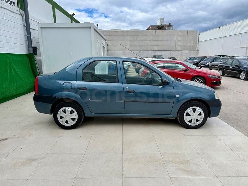 Usado Dacia Logan Ambiance 75 CV (55 kW) 2008 Azul Berlina