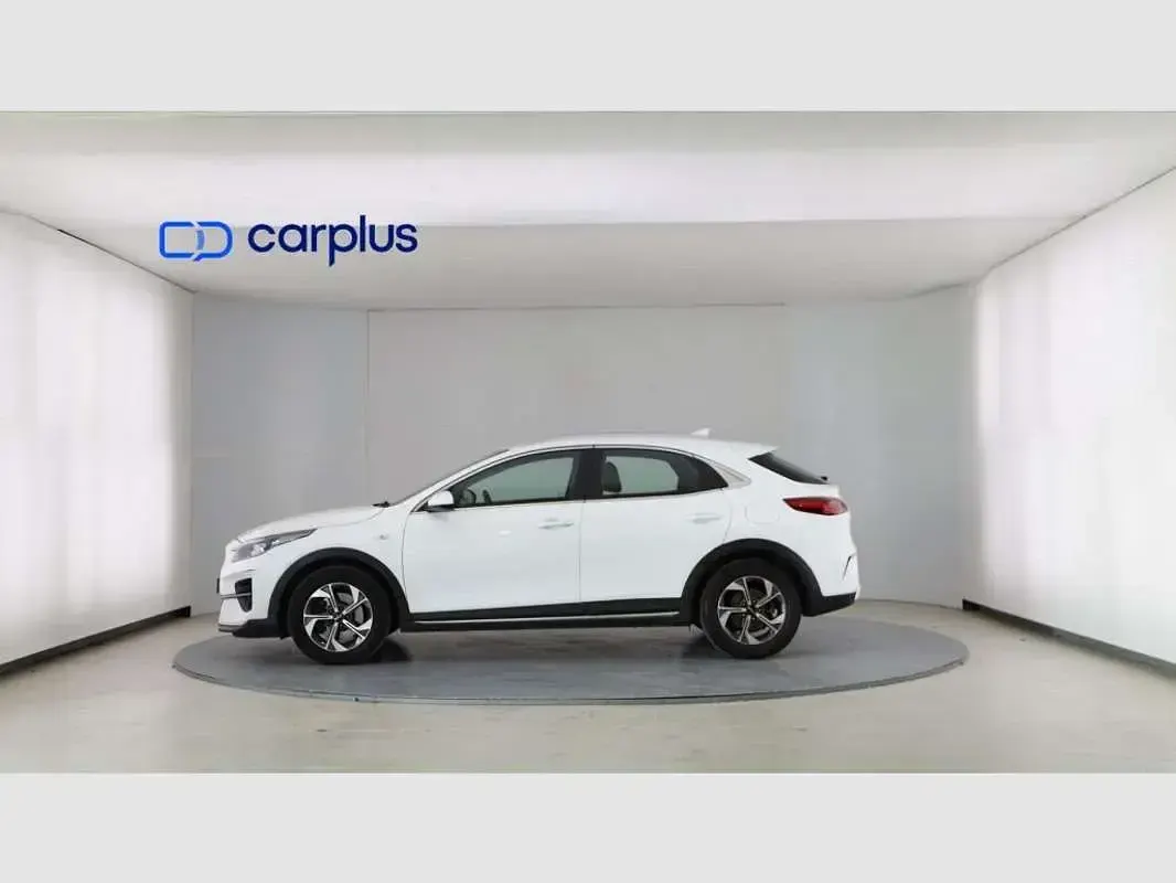 Usado Kia XCeed 120 CV (88 kW) 2022 Blanco SUV