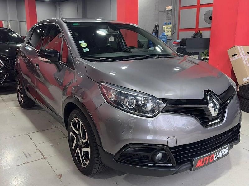 Usado Renault Captur LIMITED 90 CV (66 kW) 2017 Gris / plata SUV