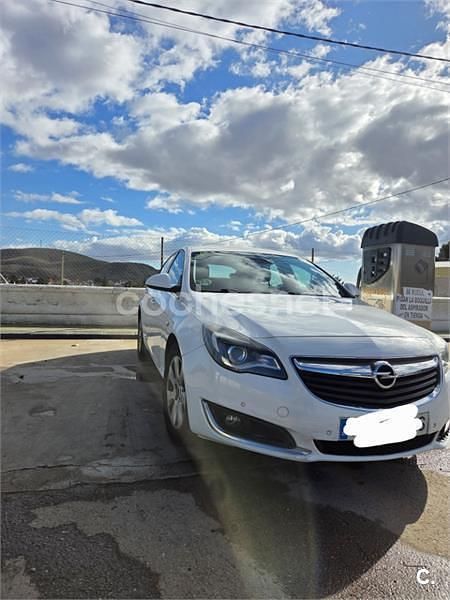 Blanco Usado 2015 Opel Insignia Business Berlina | 6500 € (Buen precio) - Imagen 1/4