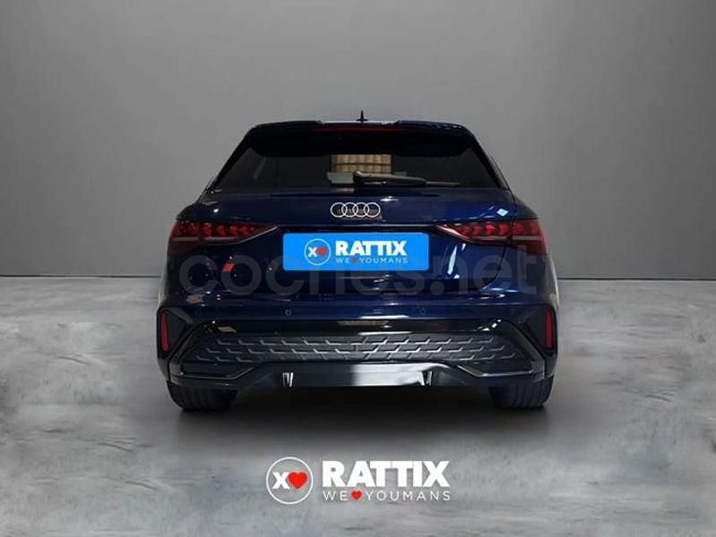 Usado Audi A3 S-Line 110 CV (80 kW) 2024 Azul Berlina