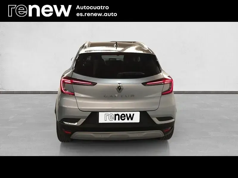 Usado Renault Captur Techno 91 CV (66 kW) 2023 Gris SUV