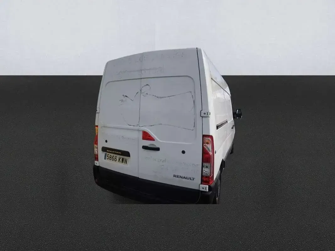 Usado Renault Master 129 CV (94 kW) 2019 Blanco Van