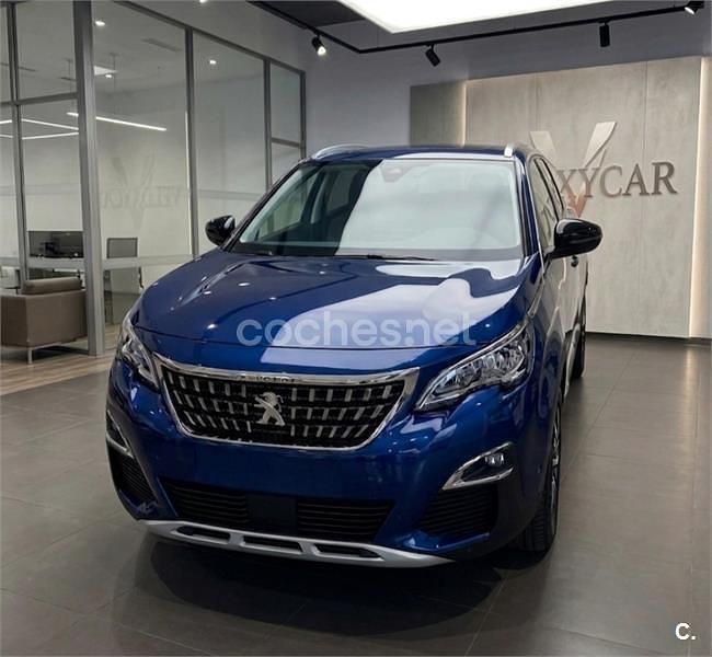 Usado Peugeot 3008 Allure 225 CV (165 kW) 2020 Azul SUV