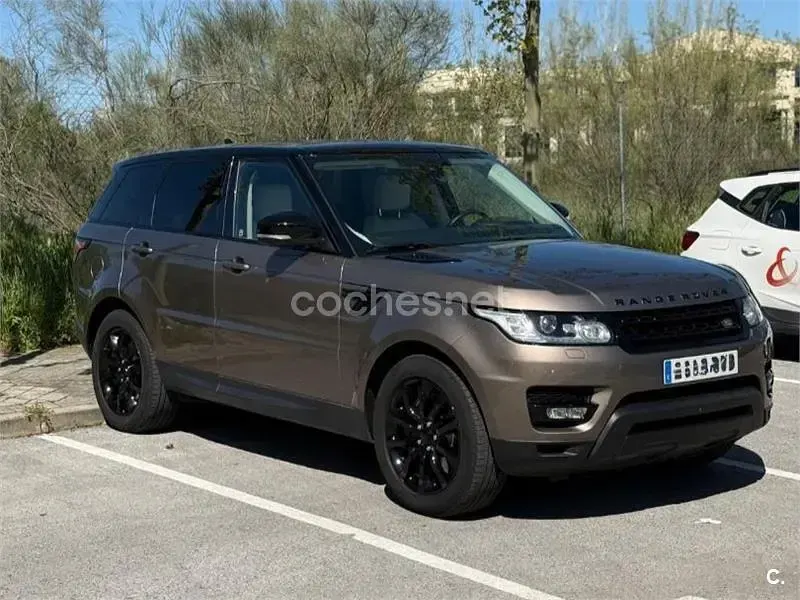 Usado Land Rover Range Rover HSE 306 CV (225 kW) 2015 Beige SUV