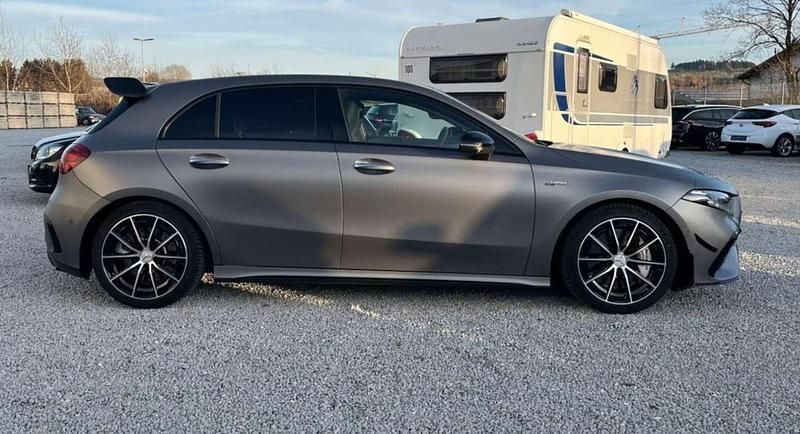 Usado Mercedes A35 AMG AMG Line Premium 306 CV (225 kW) 2023 Gris Utilitario
