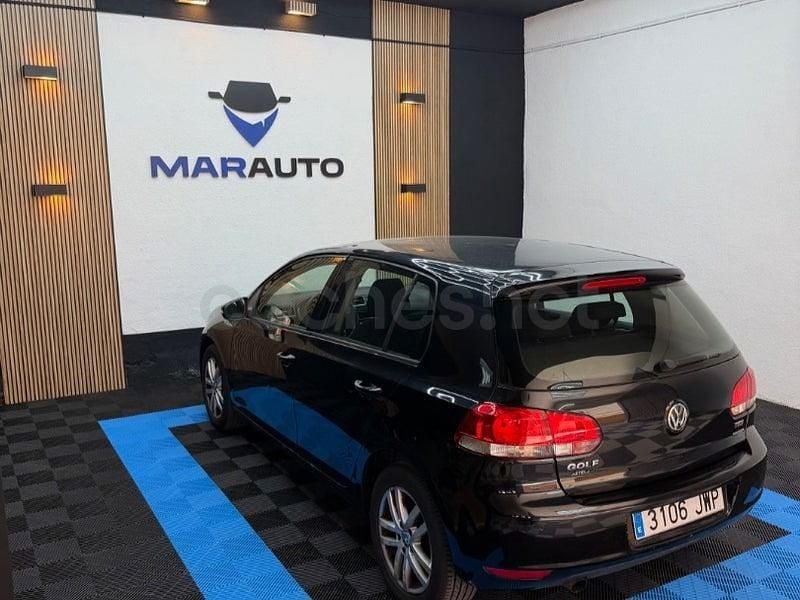 Usado VW Golf VII 105 CV (77 kW) 2012 Negro Berlina