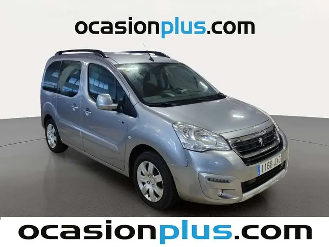 Usado Peugeot TePee Style 120 CV (88 kW) 2017 Gris Van