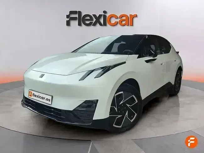 Usado Lynk & Co 02 200 kW (272 CV) 2025 Blanco