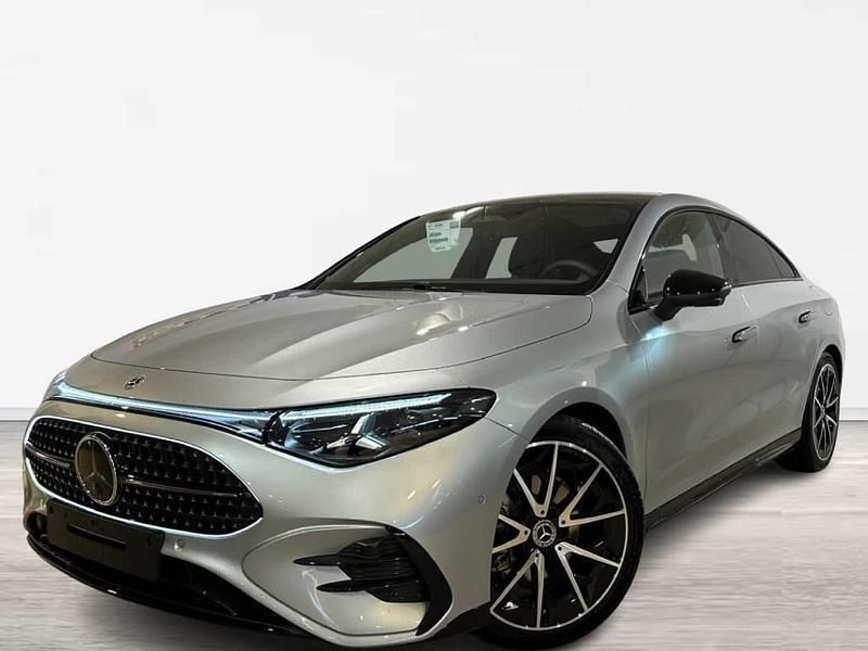 Nuevo Mercedes CLA180 136 CV (100 kW) 2026 Gris Berlina