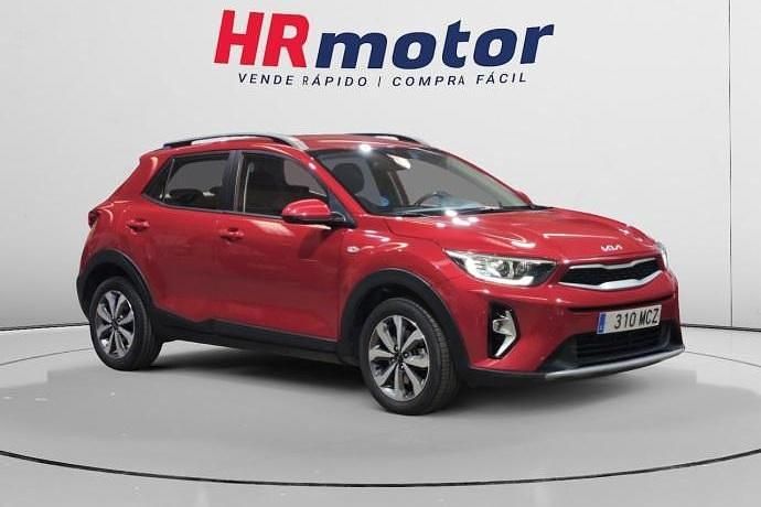 Usado Kia Stonic 102 CV (75 kW) 2021 Rojo SUV