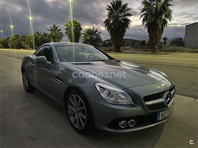 Usado Mercedes SLK200 184 CV (135 kW) 2011 Gris / plata Descapotable