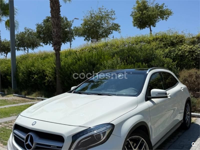 Blanco Usado 2015 Mercedes GLA45 AMG AMG SUV | 21.500 € (Precio justo) - Imagen 1/4