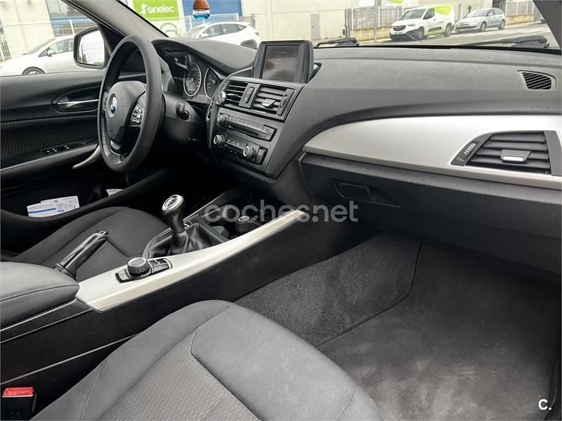 Usado BMW 116 Comfort Edition 116 CV (85 kW) 2012 Negro Utilitario