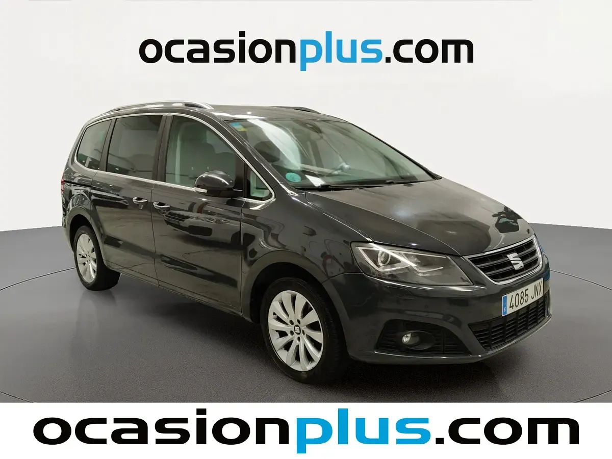 Usado Seat Alhambra Ecomotive 150 CV (110 kW) 2016 Gris Monovolumen