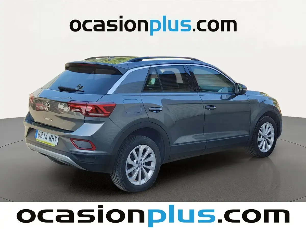 Usado VW T-Roc Life 150 CV (110 kW) 2023 Gris SUV