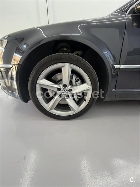 Usado VW Phaeton 225 CV (165 kW) 2007 Negro Berlina