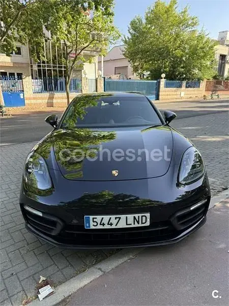 Usado Porsche Panamera 4 Executive 462 CV (339 kW) 2021 Negro Utilitario