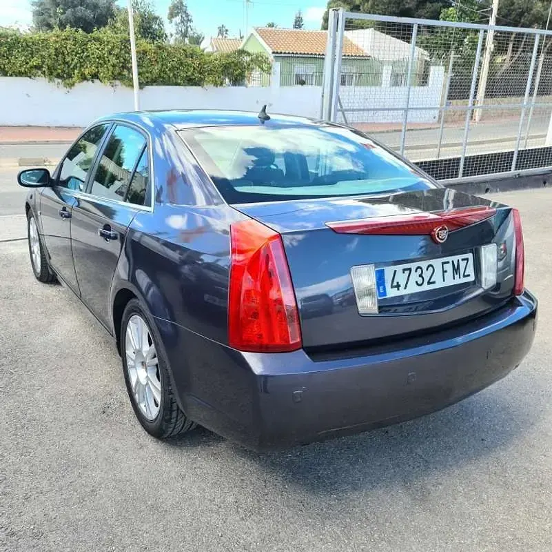 Usado Cadillac BLS 150 CV (110 kW) 2007 Azul Berlina
