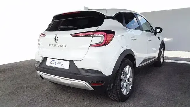 Usado Renault Captur Intens 100 CV (73 kW) 2023 Blanco SUV