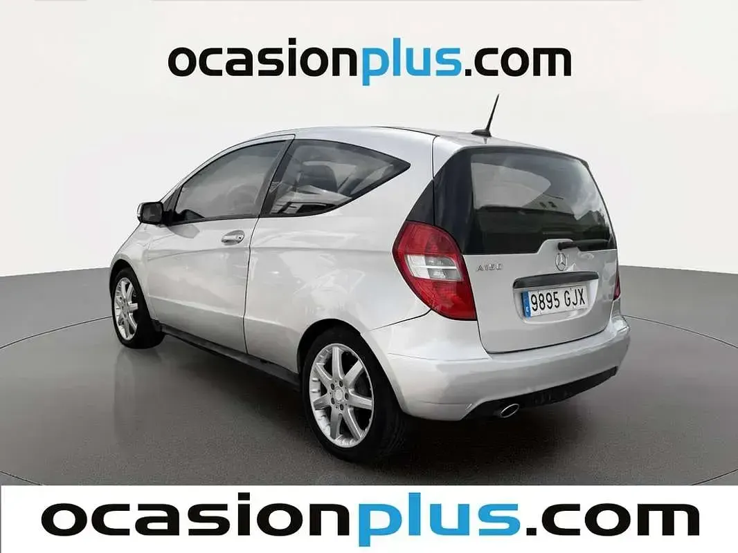 Usado Mercedes A150 Classic 95 CV (69 kW) 2008 Gris Utilitario