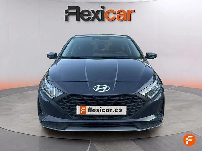 Usado Hyundai i20 84 CV (61 kW) 2024 Gris Utilitario