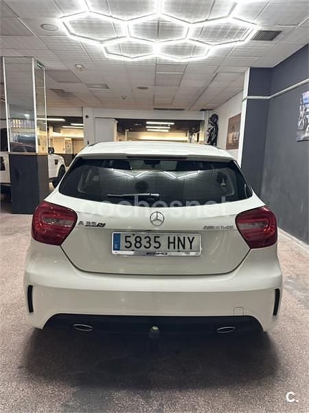 Usado Mercedes A180 AMG 109 CV (80 kW) 2013 Blanco Berlina