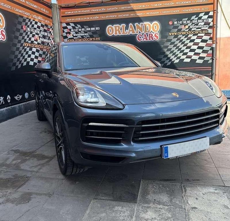 Usado Porsche Cayenne 462 CV (339 kW) 2020 Gris SUV