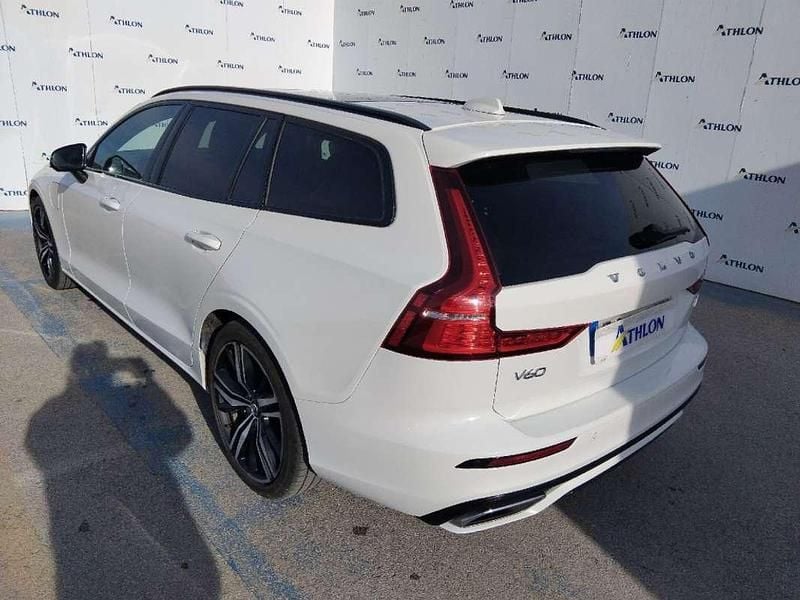 Usado Volvo V60 R-Design 351 CV (258 kW) 2022 Blanco Familiar