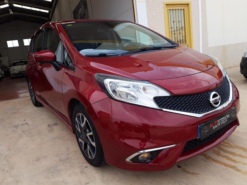 Usado Nissan Note Premium Edition 98 CV (72 kW) 2016 Granate Utilitario