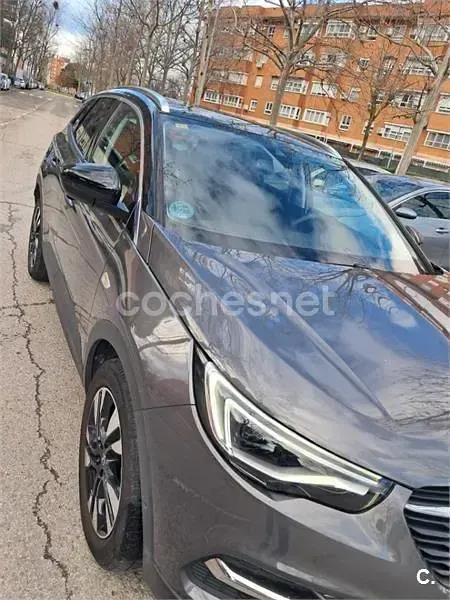 Usado Opel Grandland X Ultimate 130 CV (95 kW) 2020 Gris / plata SUV