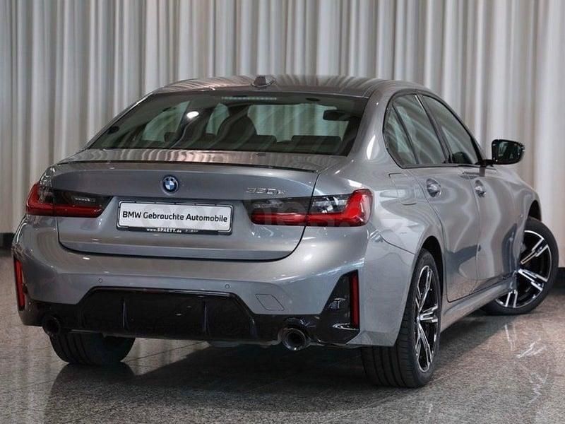 Usado BMW 330e 292 CV (214 kW) 2023 Gris / plata Berlina