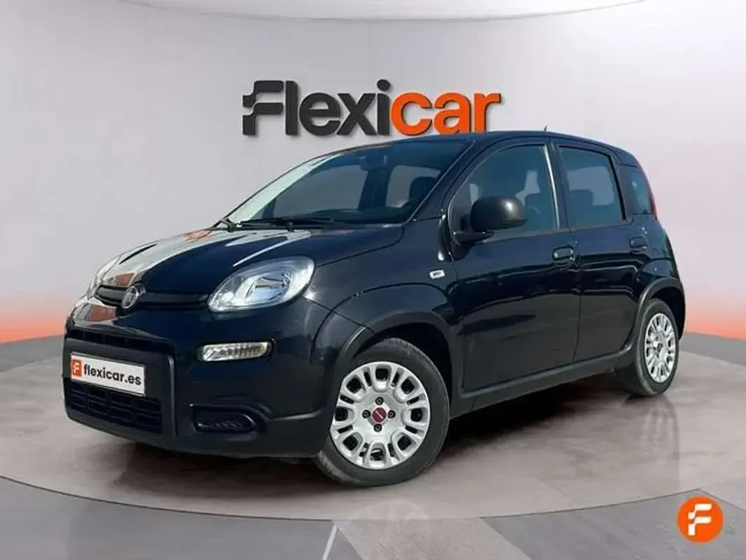Usado Fiat Panda 71 CV (52 kW) 2023 Negro Utilitario