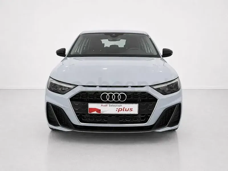 Nuevo Audi A1 Sportback 116 CV (85 kW) 2026 Gris / plata Utilitario
