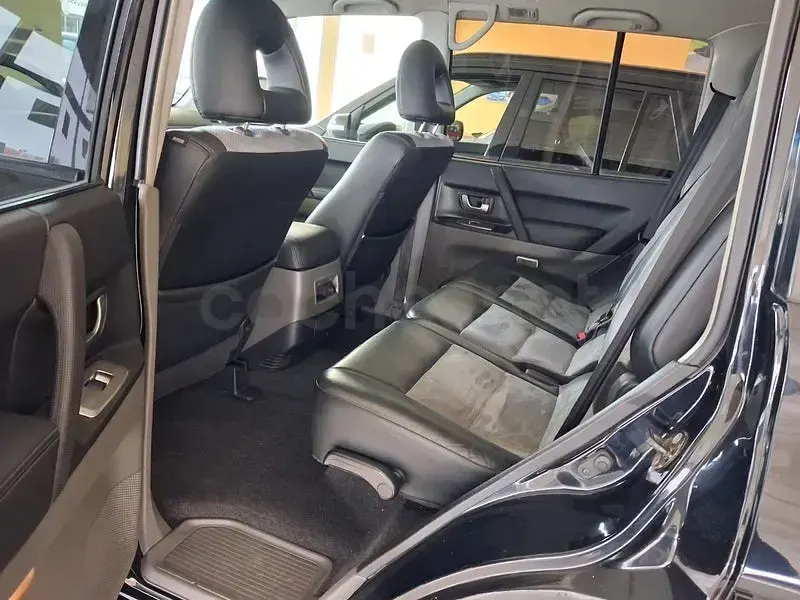 Usado Mitsubishi Montero Intense 160 CV (117 kW) 2005 Negro SUV