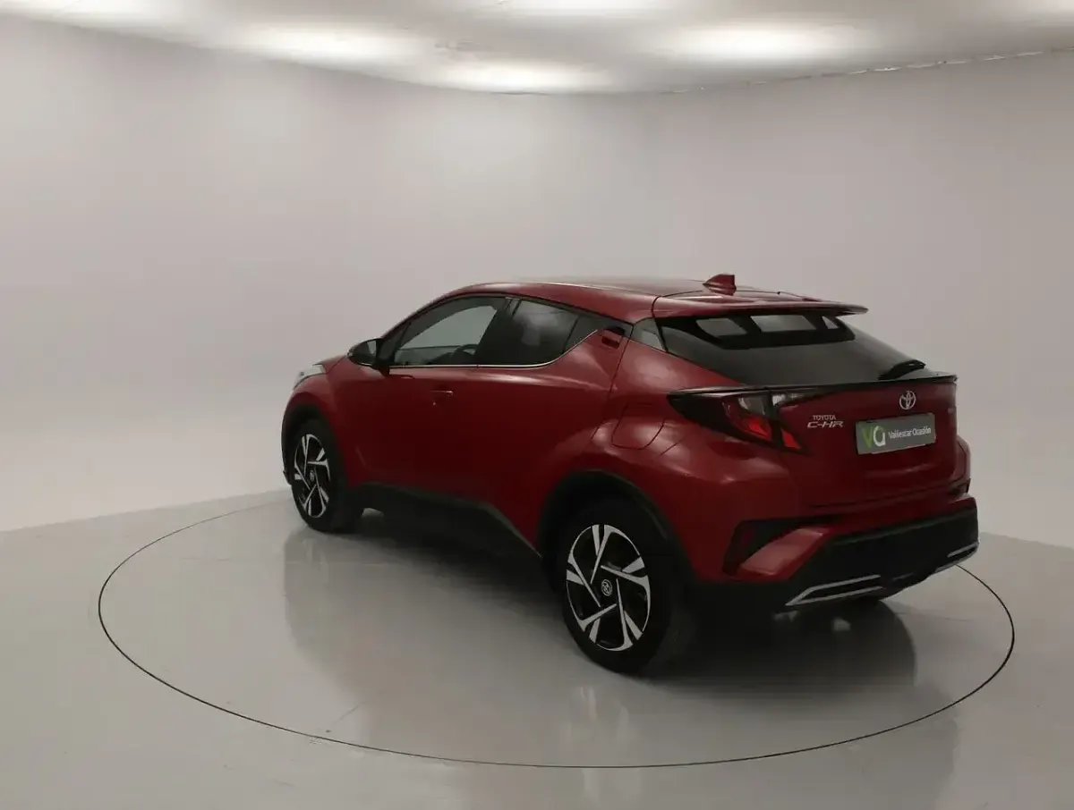 Usado Toyota C-HR Advance 184 CV (135 kW) 2023 Rojo SUV