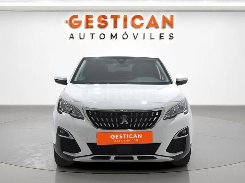 Usado Peugeot 3008 Allure 130 CV (95 kW) 2019 Blanco SUV