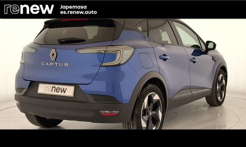Usado Renault Captur Techno 100 CV (73 kW) 2025 Azul SUV