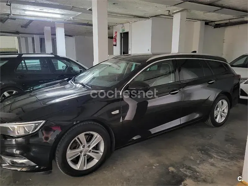 Usado Opel Insignia Excellence 170 CV (125 kW) 2018 Negro Familiar