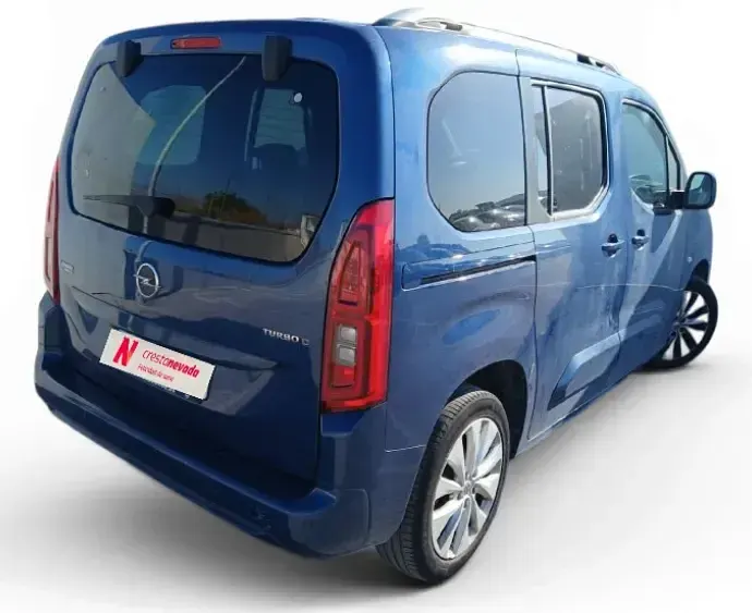 Usado Opel Combo Innovation 131 CV (96 kW) 2019 Azul Monovolumen