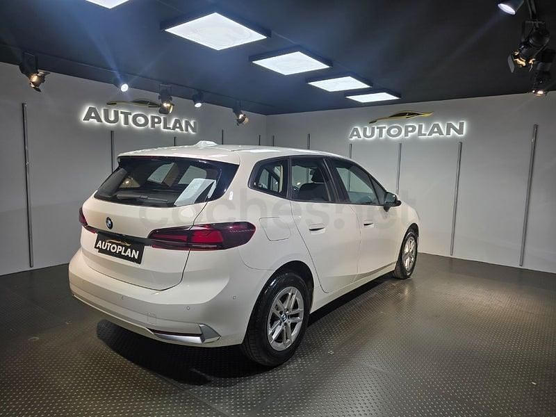 Usado BMW 218 150 CV (110 kW) 2022 Blanco Familiar