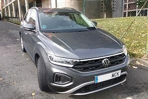 Usado VW T-Roc Life 150 CV (110 kW) 2022 Gris SUV