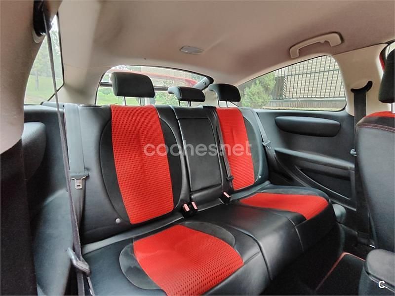 Usado Citroën C4 110 CV (80 kW) 2009 Rojo Berlina