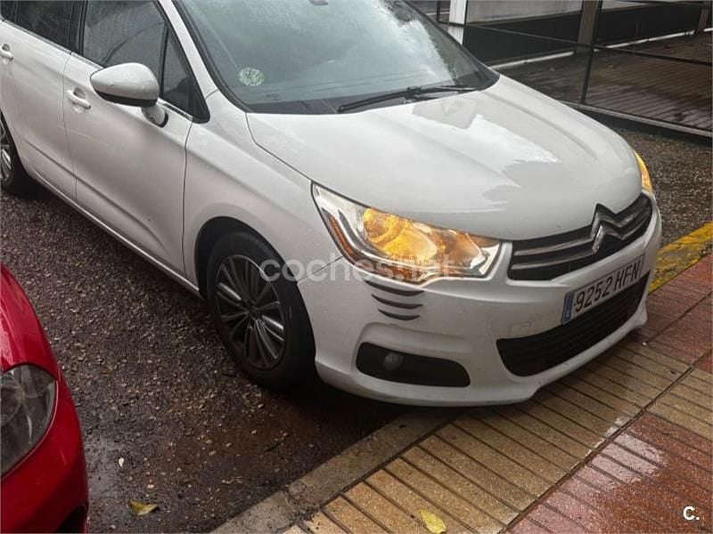 Usado Citroën C4 Seduction 92 CV (67 kW) 2011 Blanco Berlina