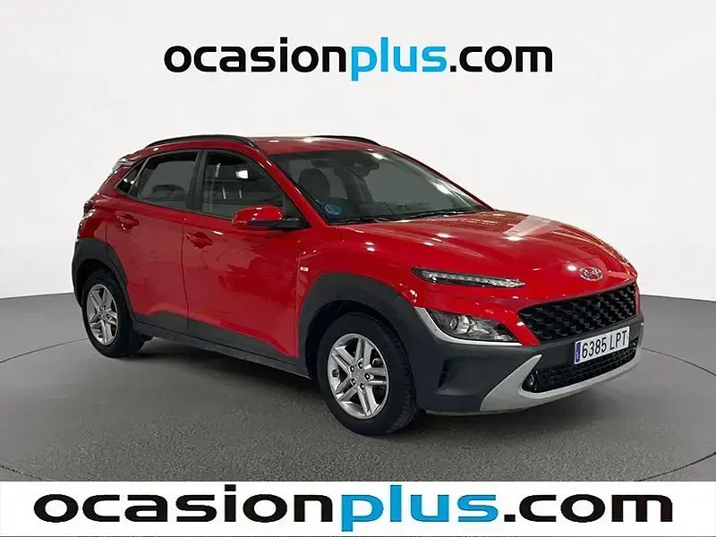 Używany Hyundai Kona 120 KM (88 kW) 2021 Czerwony SUV