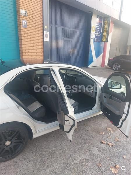 Usado Mercedes C220 Avantgarde 150 CV (110 kW) 2007 Blanco Berlina